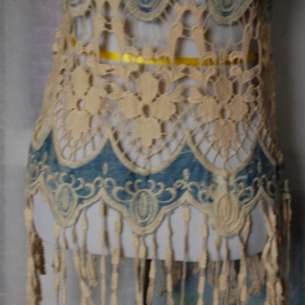 MAY & JULY Tie Dye Crochet Lace Top - Picture 3 of 6